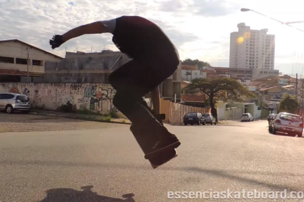 Will Ferreira Video Parte - Essência Skateboard